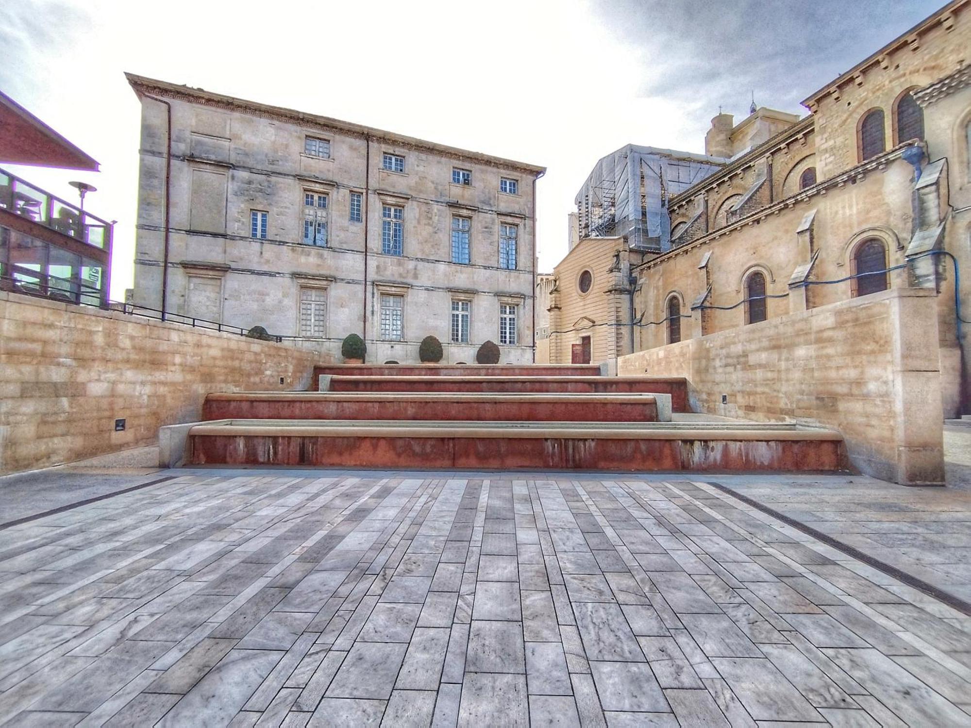 Apartment 060 - Le Littre - 1 Chambre, Central, Proche Maison Carree, Clim, 4personnes Nimes